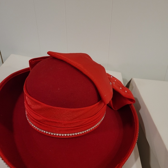 Church hats - Picture 9 of 11